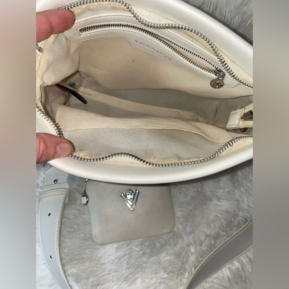 Valentino Orlandi White Crossbody Bag Flawed Missing a Rivet - Picture 3 of 9